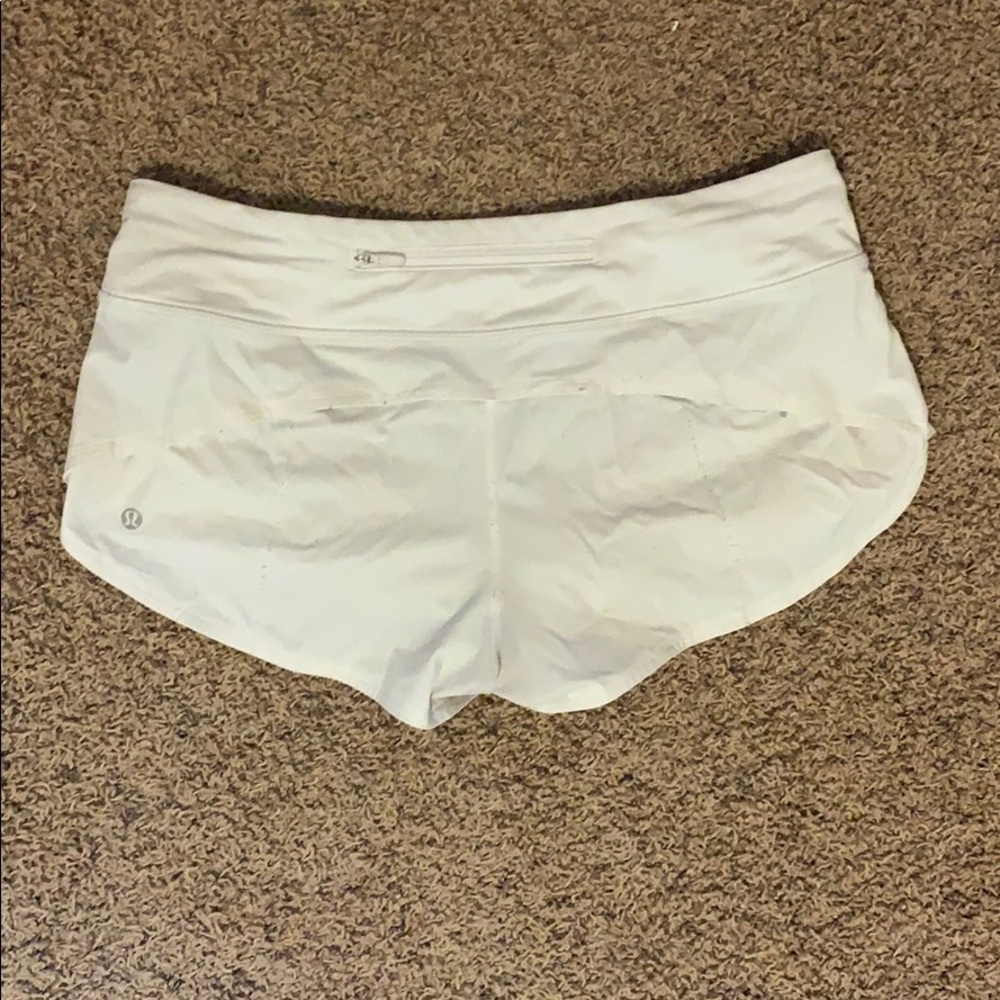 Lulu lemon speed up short